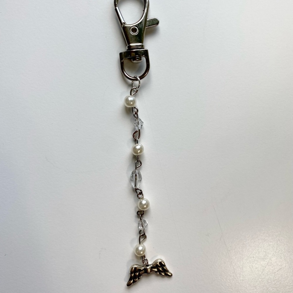 ❣︎ White angel keychain ❣︎